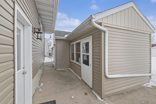 1809 29TH AVENUE, Menomonie, MI 49858