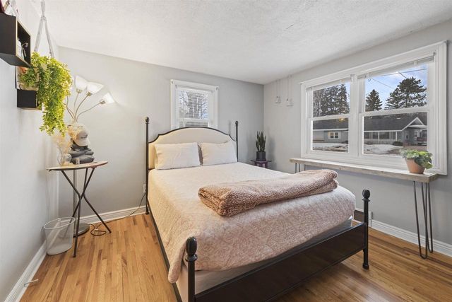 1809 29TH AVENUE, Menomonie, MI 49858