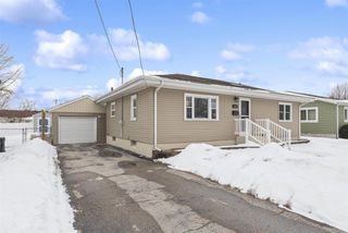 1809 29TH AVENUE, Menomonie, MI 49858