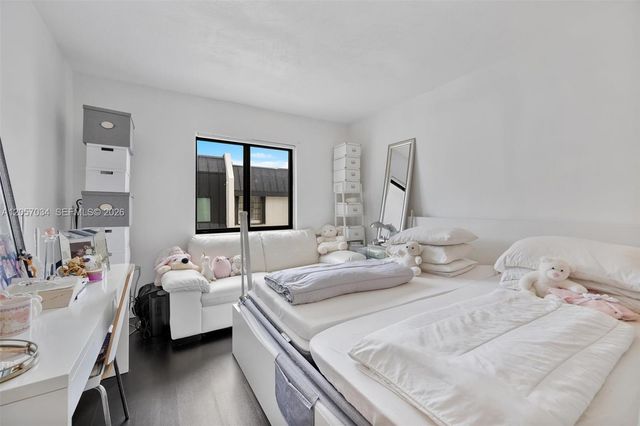 5555 Ludlam Road 41, South Miami, FL 33155