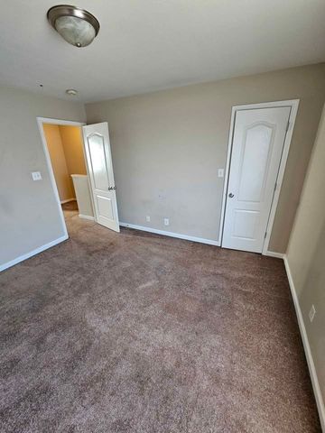 792 Cherrybark Ln, Clarksville, TN 37040