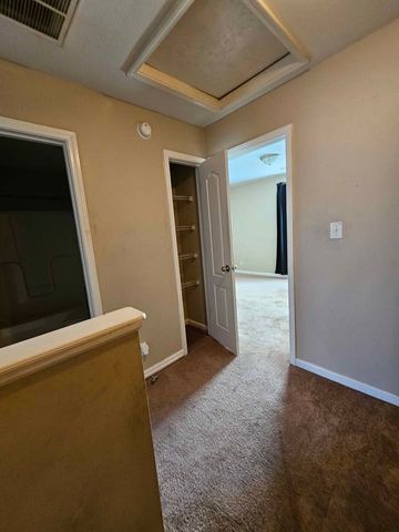 792 Cherrybark Ln, Clarksville, TN 37040