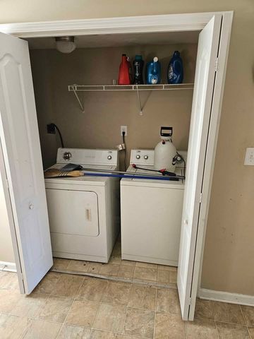 792 Cherrybark Ln, Clarksville, TN 37040