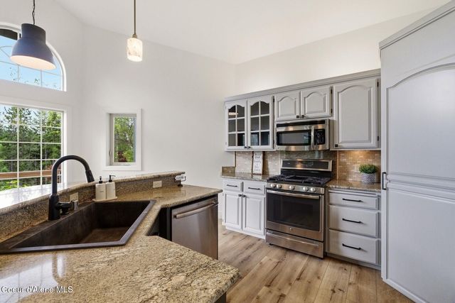 10988 W Thompson RD, Coeur D'alene, ID 83814