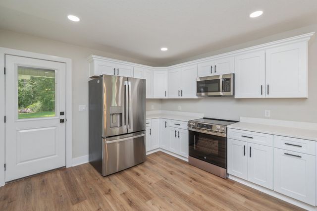 5153 Lake Drive, Crestview, FL 32539