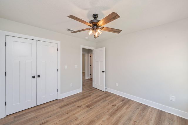 5153 Lake Drive, Crestview, FL 32539