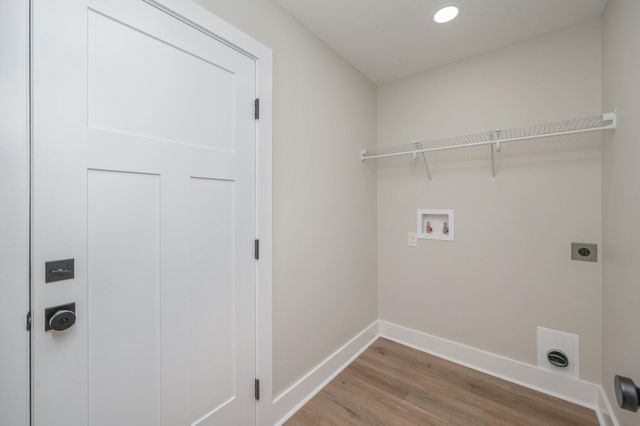 5153 Lake Drive, Crestview, FL 32539