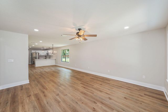 5153 Lake Drive, Crestview, FL 32539