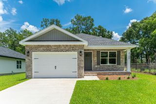 5153 Lake Drive, Crestview, FL 32539