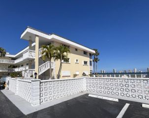 100 Doolen Court 112, North Palm Beach, FL 33408