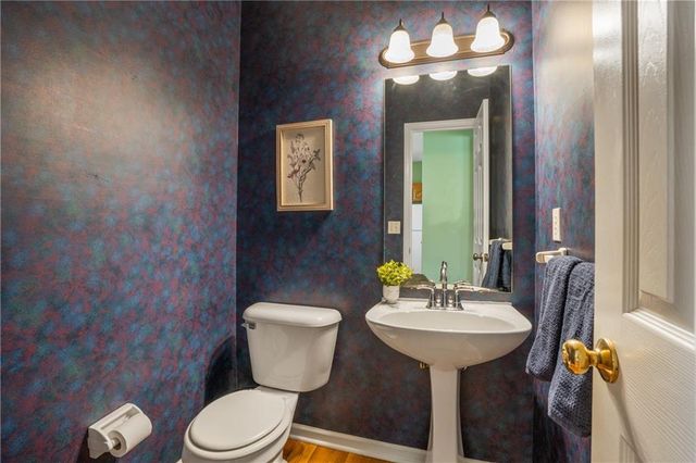 21610 W 49th Street, Shawnee, KS 66226