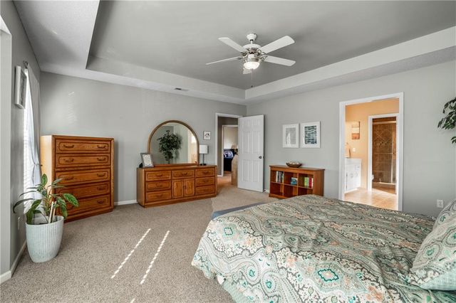 21610 W 49th Street, Shawnee, KS 66226