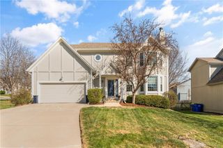 21610 W 49th Street, Shawnee, KS 66226