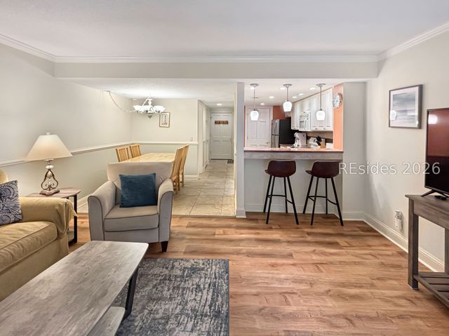 11 Tanglewood Dr Apt 2, Hilton Head Island, SC 29928