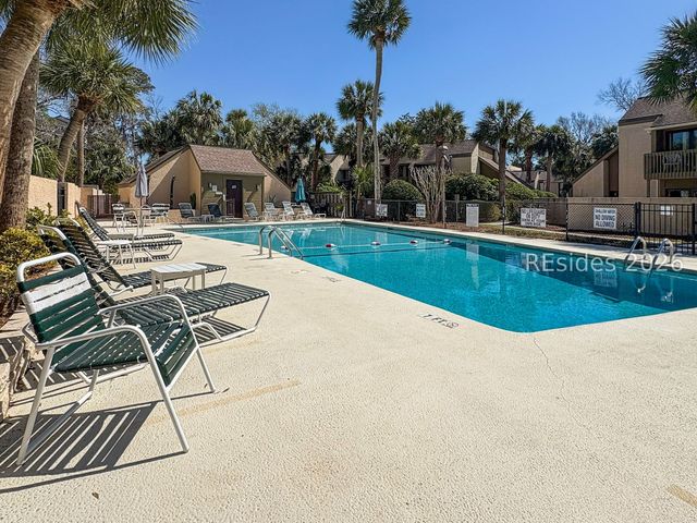 11 Tanglewood Dr Apt 2, Hilton Head Island, SC 29928