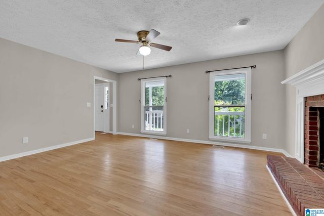 625 OLDE TOWNE LANE, Alabaster, AL 35007