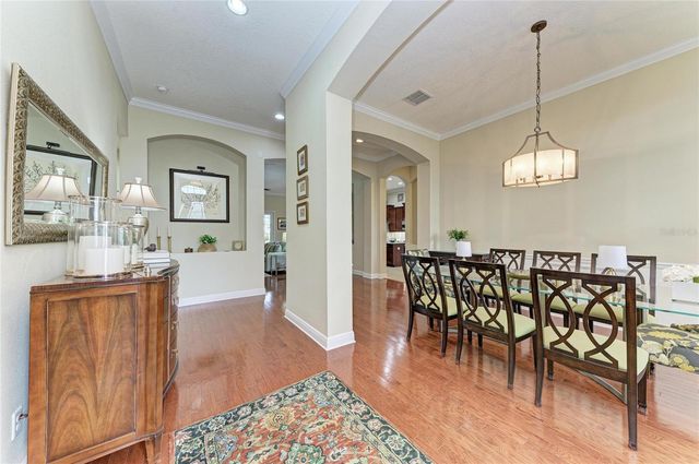 302 COCKLE SHELL LOOP, Apollo Beach, FL 33572