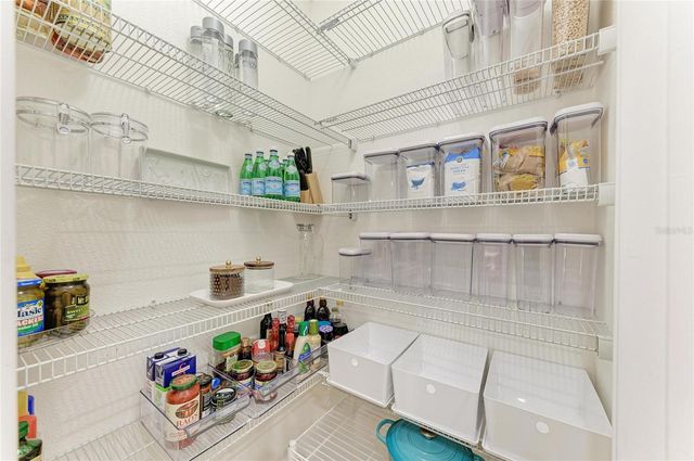 302 COCKLE SHELL LOOP, Apollo Beach, FL 33572