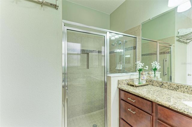 302 COCKLE SHELL LOOP, Apollo Beach, FL 33572