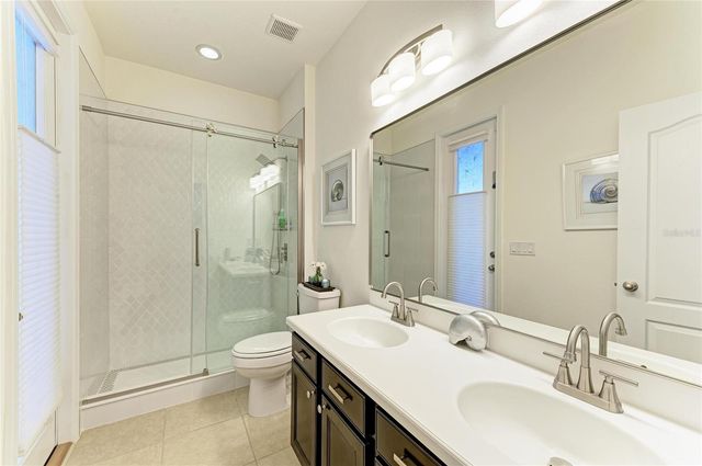 302 COCKLE SHELL LOOP, Apollo Beach, FL 33572