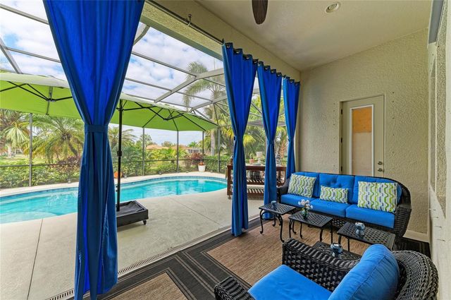 302 COCKLE SHELL LOOP, Apollo Beach, FL 33572