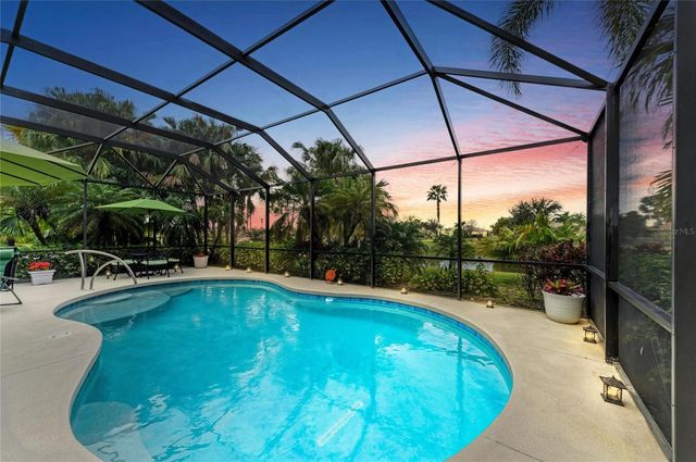 302 COCKLE SHELL LOOP, Apollo Beach, FL 33572