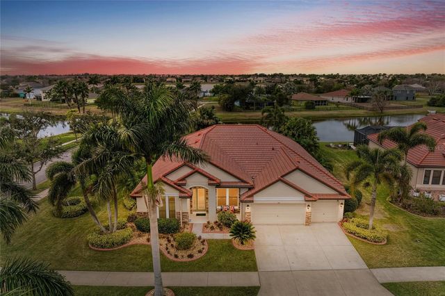 302 COCKLE SHELL LOOP, Apollo Beach, FL 33572