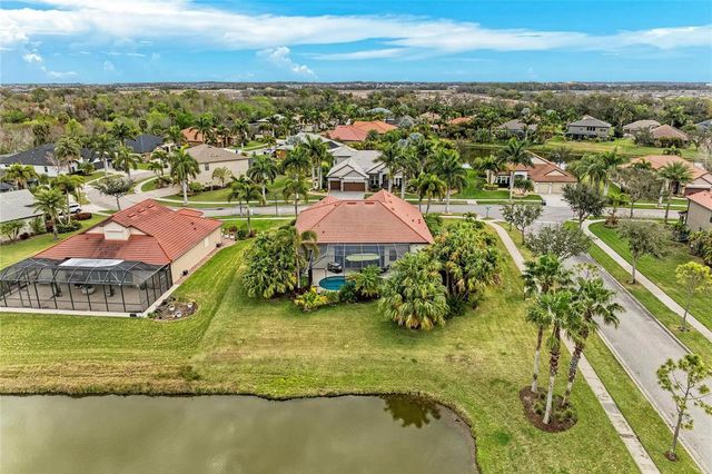 302 COCKLE SHELL LOOP, Apollo Beach, FL 33572