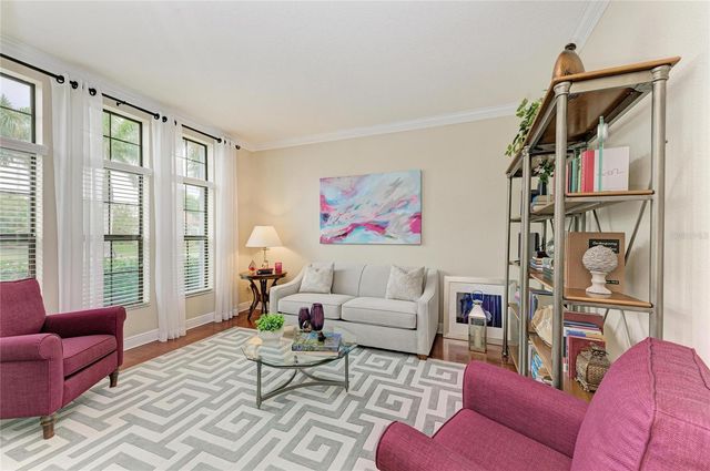 302 COCKLE SHELL LOOP, Apollo Beach, FL 33572