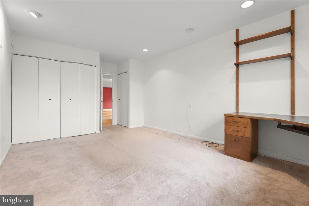 Image 28 of property listing at 6317 PARK HEIGHTS AVE #521, Baltimore, MD 21215