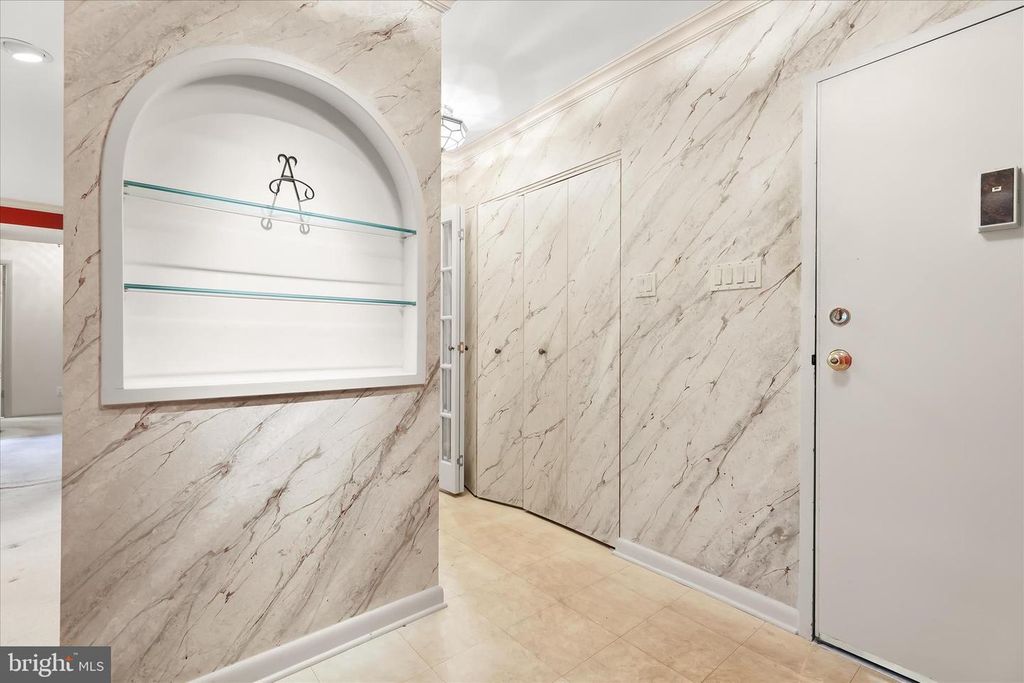 Image 3 of property listing at 6317 PARK HEIGHTS AVE #521, Baltimore, MD 21215