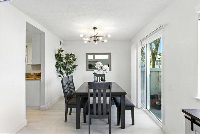 316 N Wildwood, Hercules, CA 94547