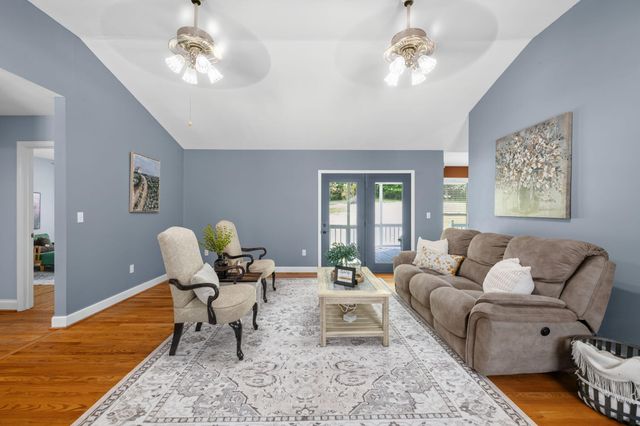 545 Tom Garrison Road, Evensville, TN 37332