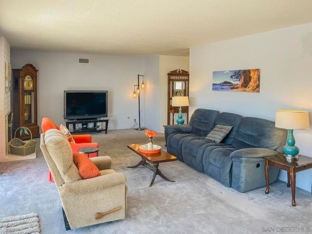 6463 Lake Mere Ct, San Diego, CA 92119