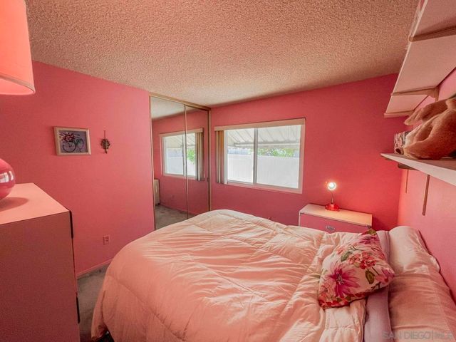 6463 Lake Mere Ct, San Diego, CA 92119