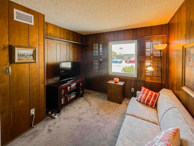 6463 Lake Mere Ct, San Diego, CA 92119