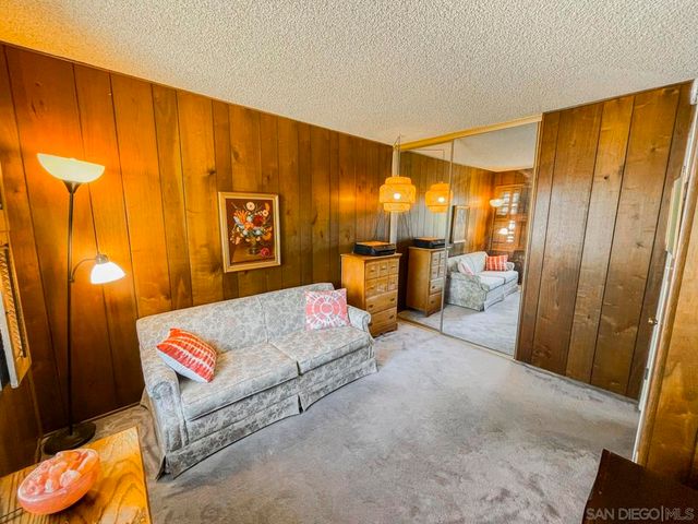 6463 Lake Mere Ct, San Diego, CA 92119