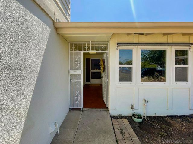 6463 Lake Mere Ct, San Diego, CA 92119
