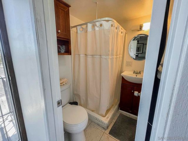 6463 Lake Mere Ct, San Diego, CA 92119