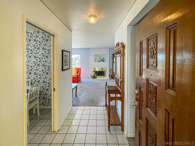 6463 Lake Mere Ct, San Diego, CA 92119