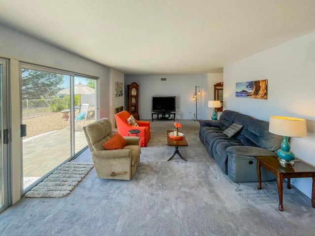 6463 Lake Mere Ct, San Diego, CA 92119