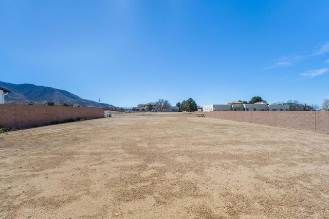 12509 Bevan Way NE, Albuquerque, NM 87111