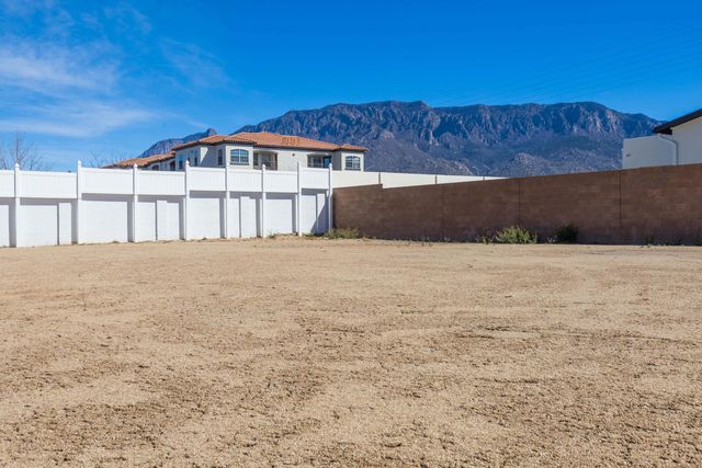 12509 Bevan Way NE, Albuquerque, NM 87111