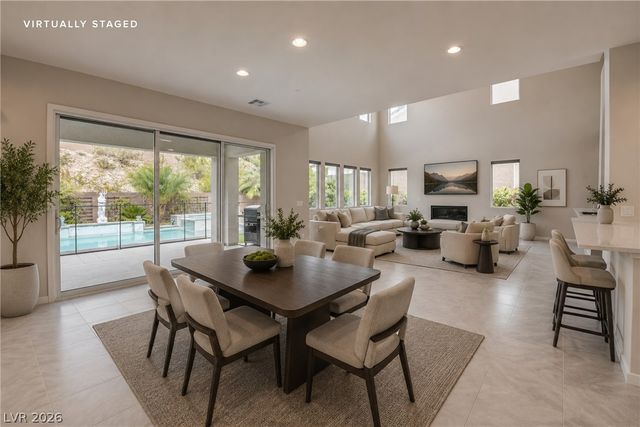 32 Vista Outlook Street, Henderson, NV 89011