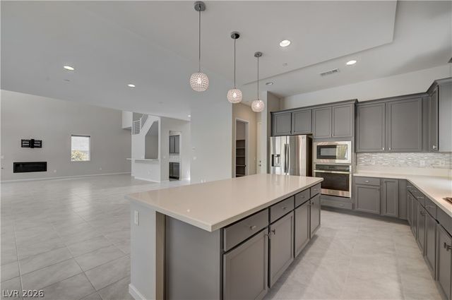 32 Vista Outlook Street, Henderson, NV 89011