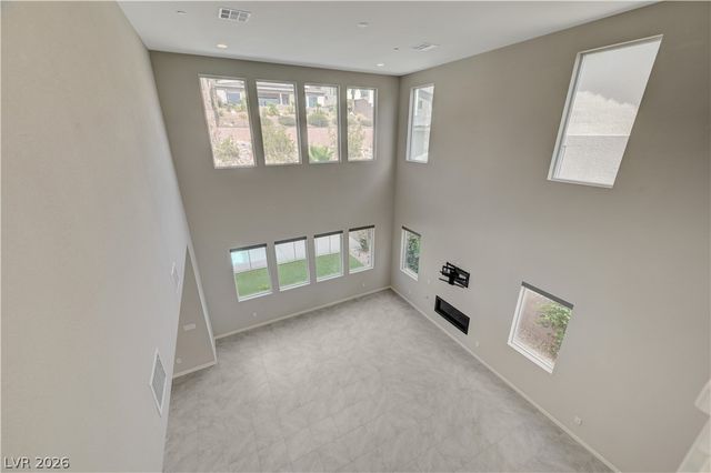 32 Vista Outlook Street, Henderson, NV 89011