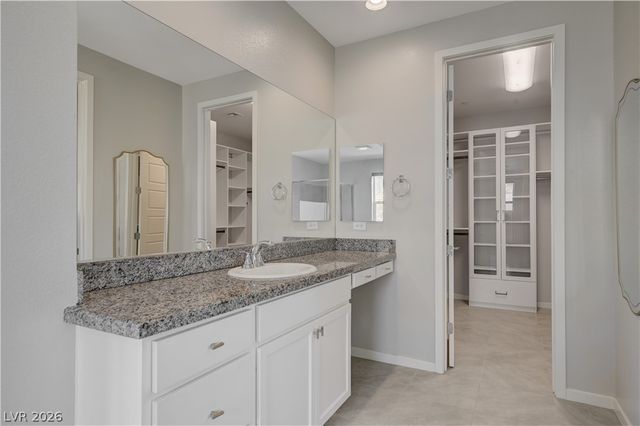 32 Vista Outlook Street, Henderson, NV 89011