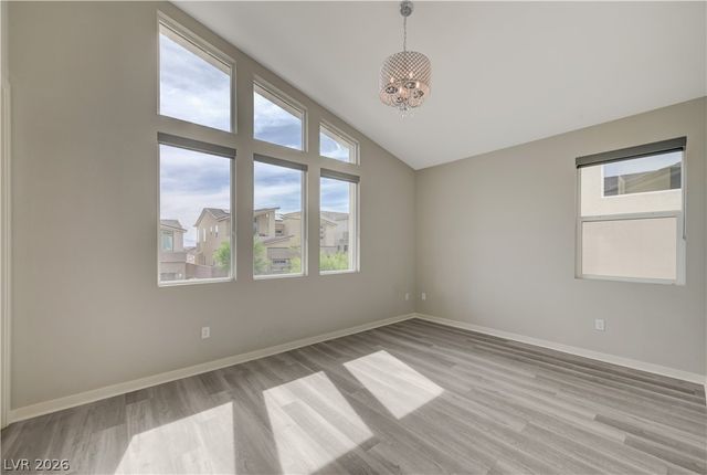 32 Vista Outlook Street, Henderson, NV 89011