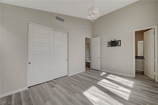 32 Vista Outlook Street, Henderson, NV 89011