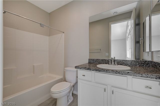 32 Vista Outlook Street, Henderson, NV 89011